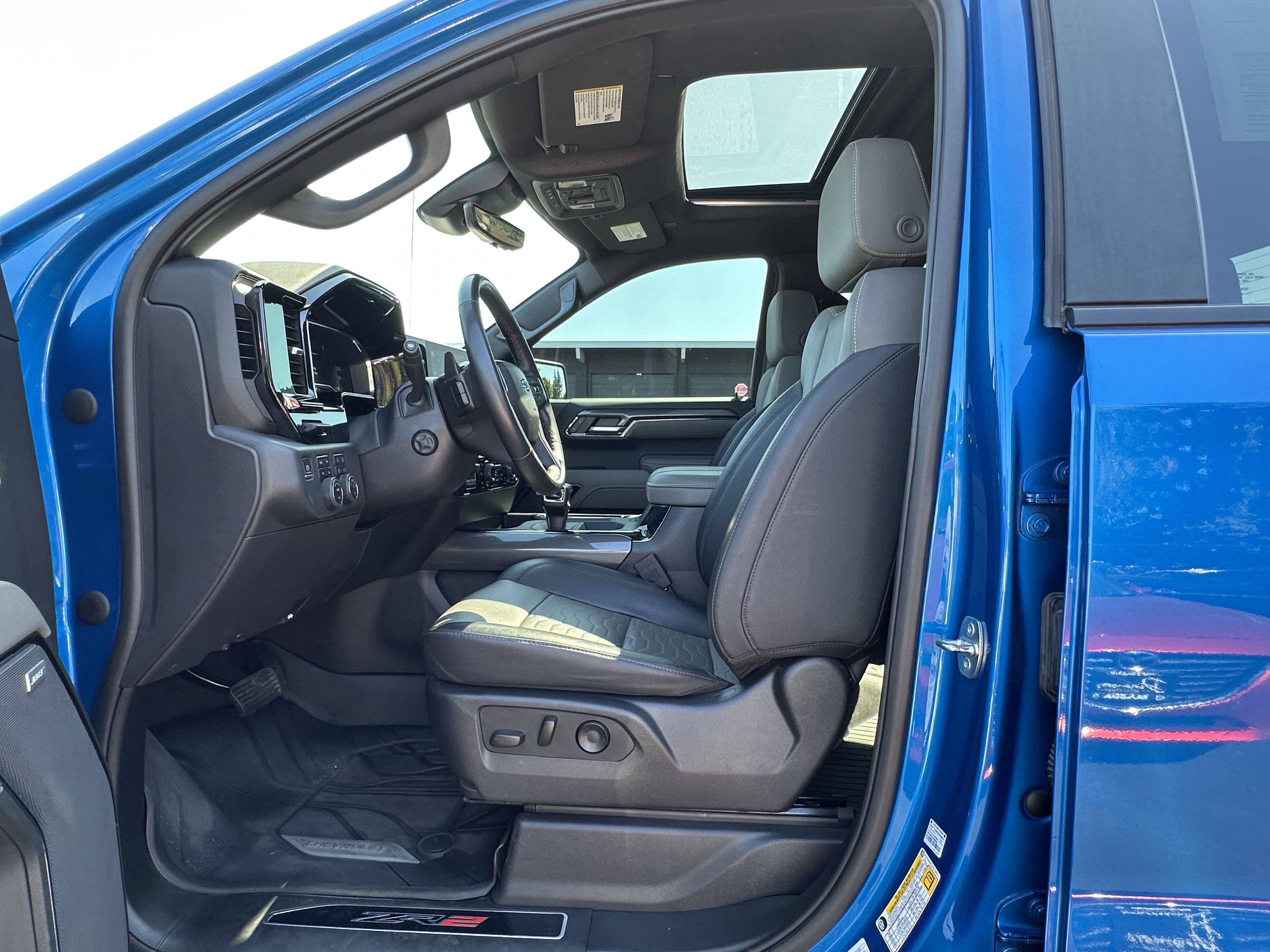 Used 2023 Chevrolet Silverado 1500 ZR2 image 22