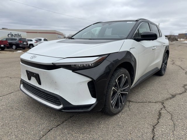 Used 2024 Toyota bZ4X Limited image 11