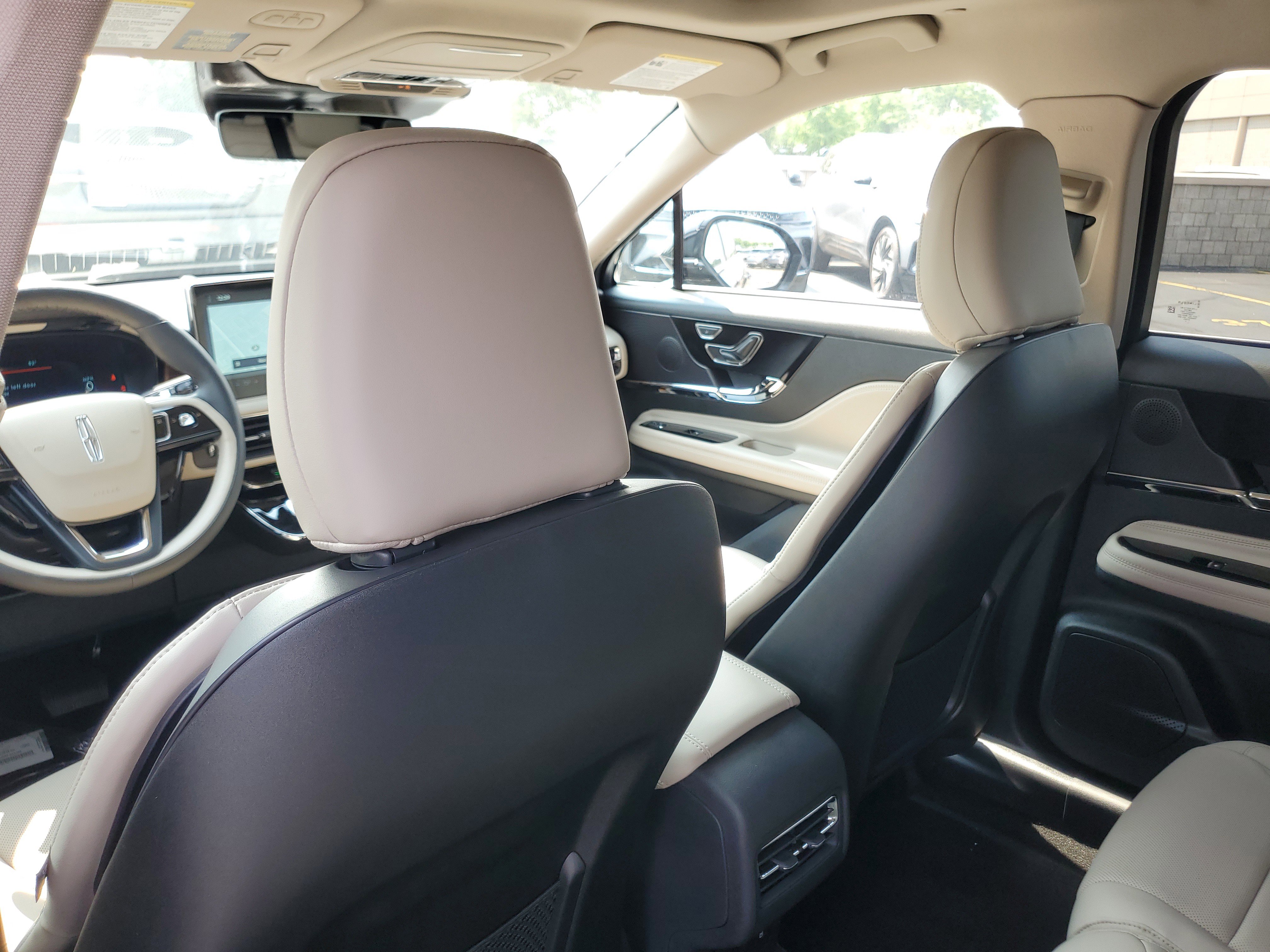 New 2025 Lincoln Corsair Reserve image 26