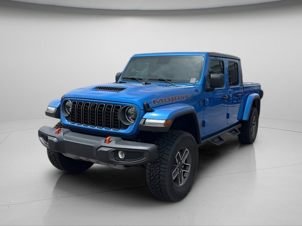 Used 2025 Jeep Gladiator Mojave w/ Convenience Group AWD/4WD image 15