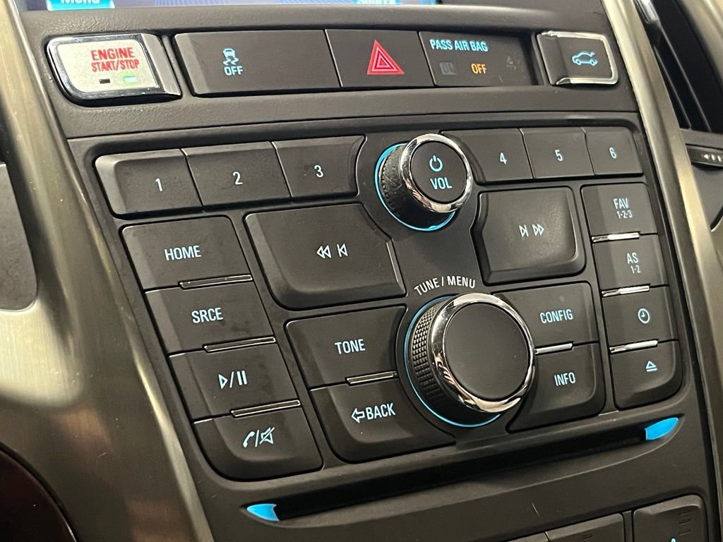 Used 2013 Buick Verano Leather FWD image 10
