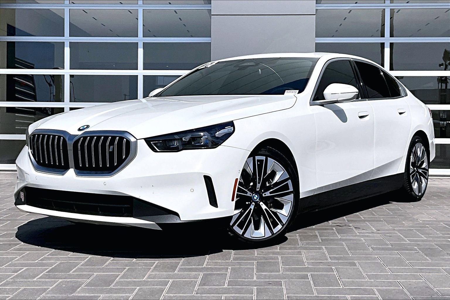 Used 2024 BMW i5 eDrive40i w/ M Sport Package