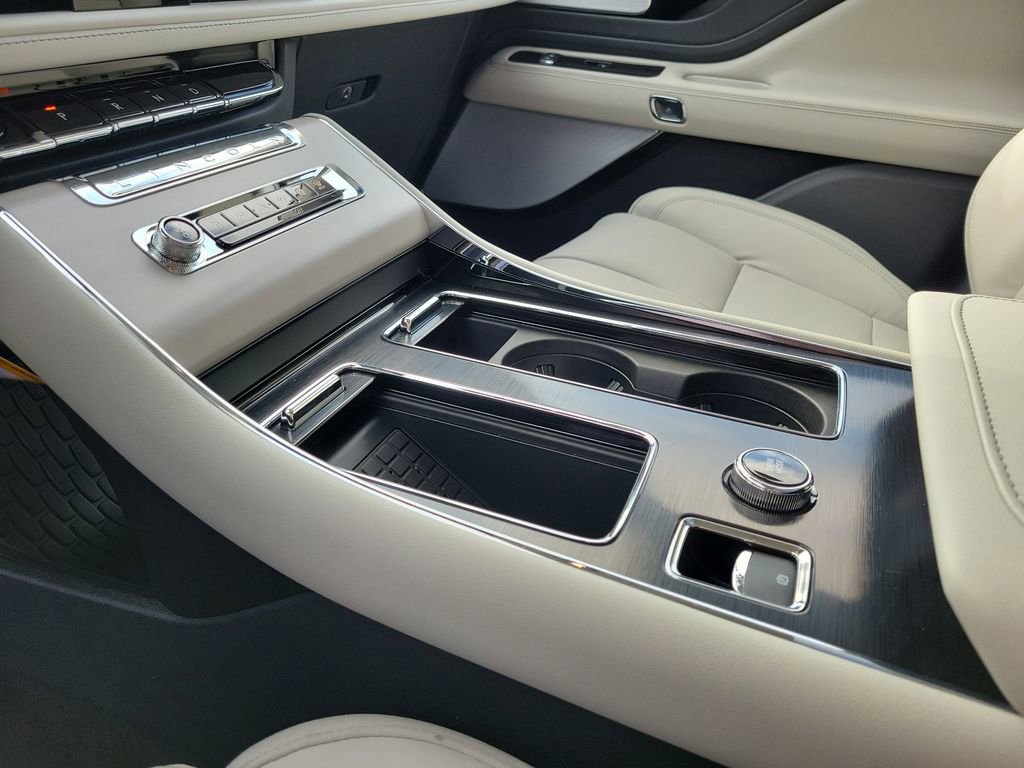 New 2026 Lincoln Aviator Reserve image 29
