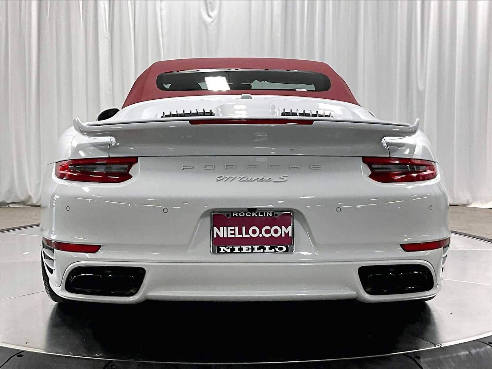 Used 2019 Porsche 911 Turbo S image 9