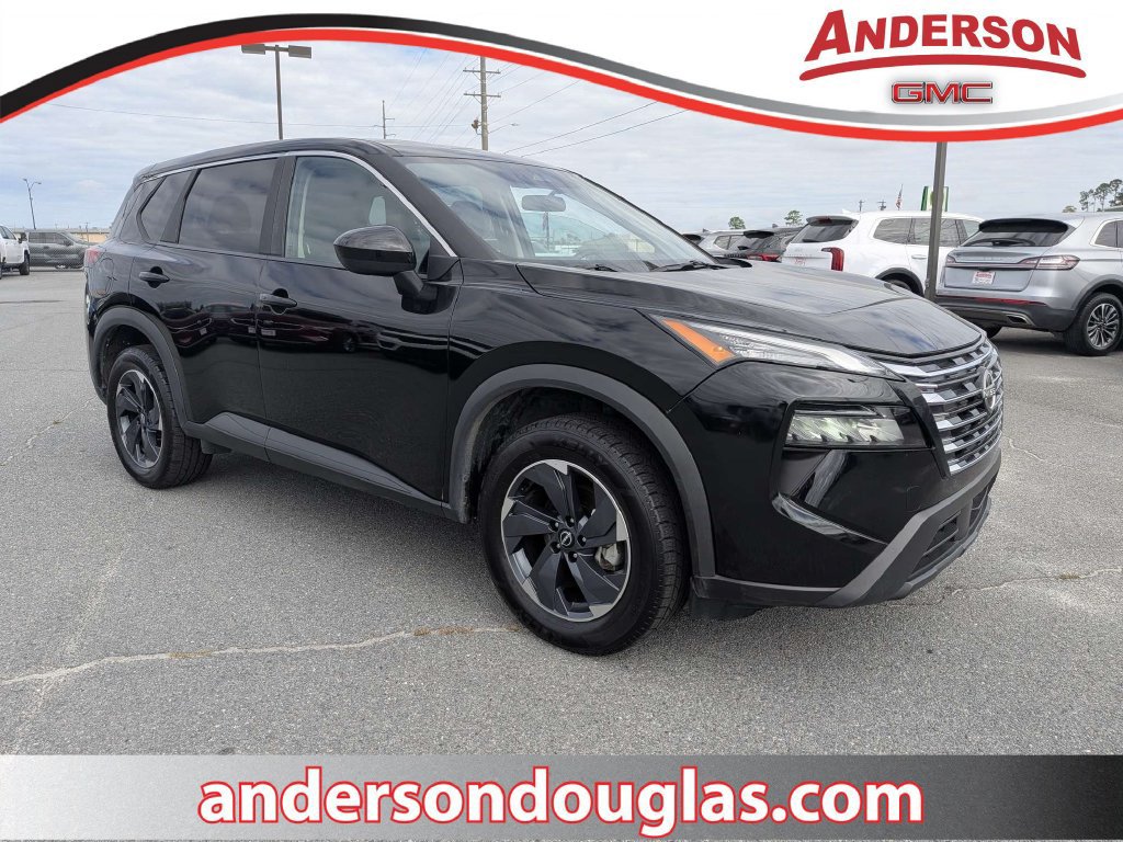 Used 2025 Nissan Rogue SV