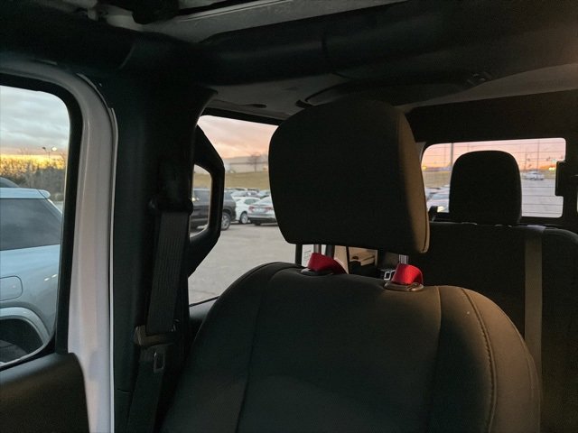 Used 2020 Jeep Gladiator Sport w/ Quick Order Package 24S image 68