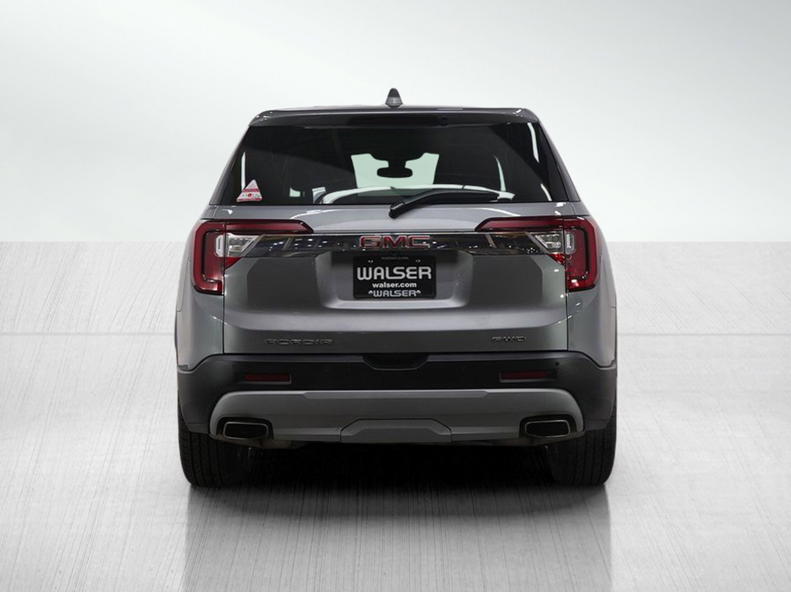 Used 2023 GMC Acadia SLE image 5