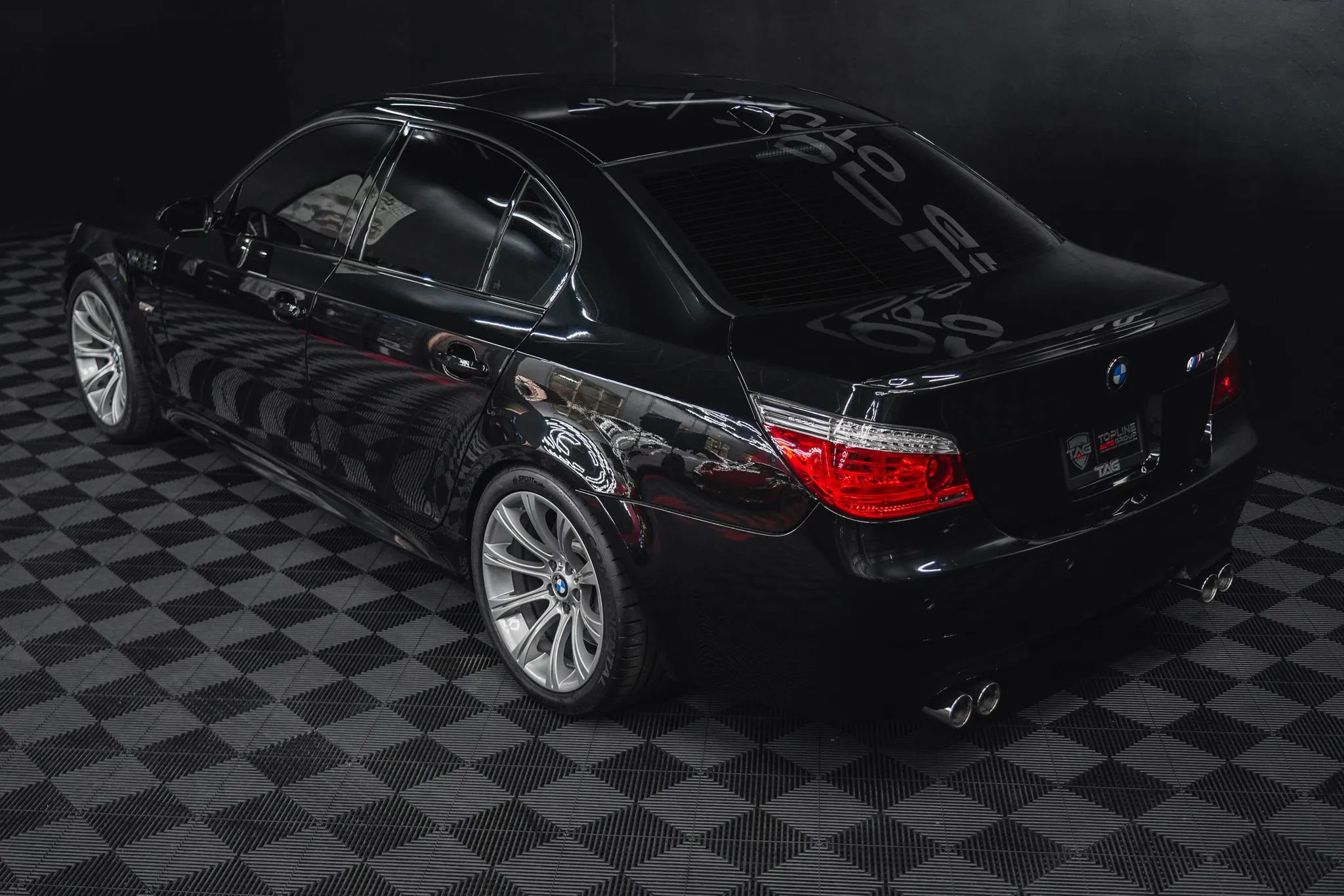 Used 2008 BMW M5 RWD image 31