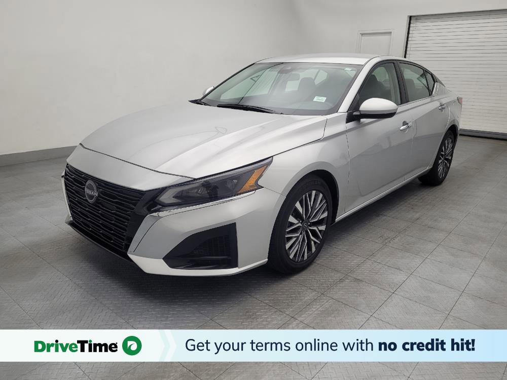 Used 2023 Nissan Altima 2.5 SV image 1