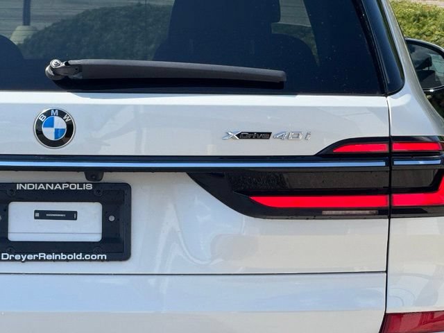 Certified 2025 BMW X7 xDrive40i w/ M Sport Package AWD/4WD image 7