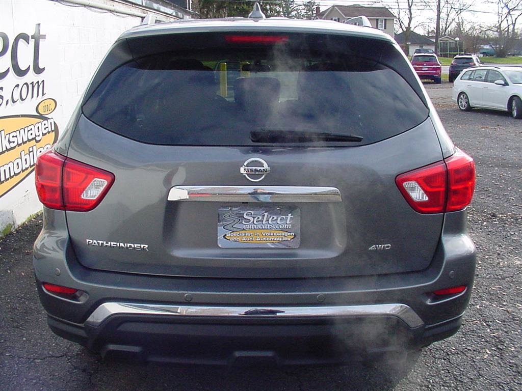 Used 2019 Nissan Pathfinder S AWD/4WD image 3