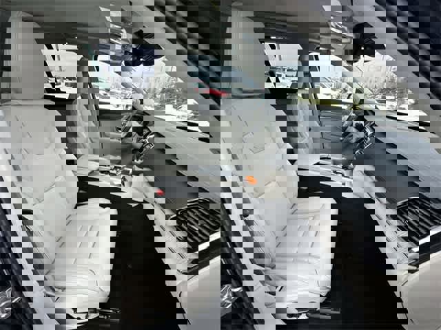 Used 2025 Volvo XC90 B6 Ultra image 23