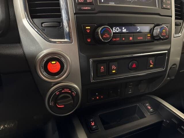 Used 2018 Nissan Titan SL w/ Chrome Package AWD/4WD image 25