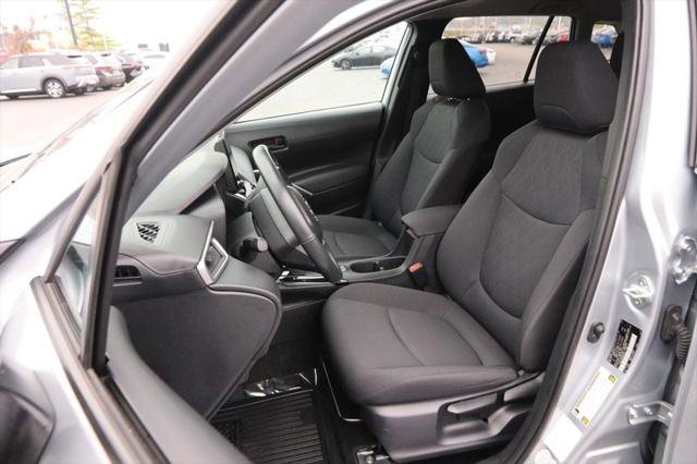 Certified 2024 Toyota Corolla Cross LE image 8