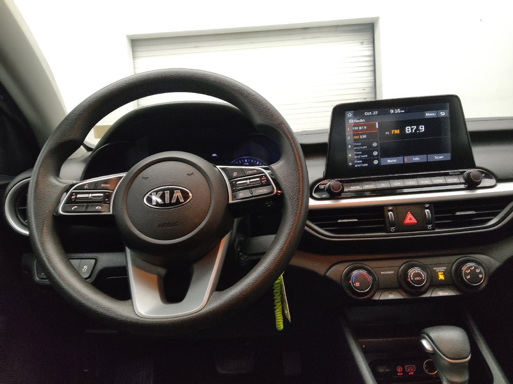Used 2020 Kia Forte LXS FWD image 22