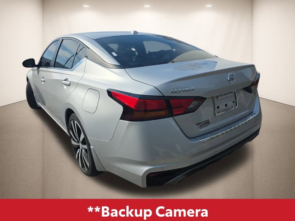 Used 2021 Nissan Altima 2.5 SR w/ SR Premium Package image 4