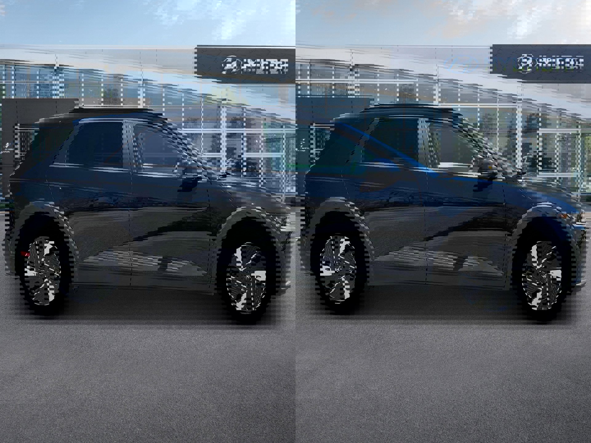 New 2026 Hyundai Ioniq 5 SEL image 9