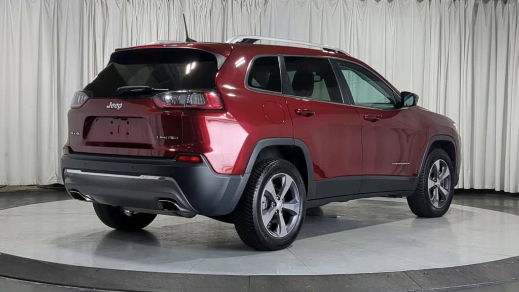 Used 2019 Jeep Cherokee Limited AWD/4WD image 10