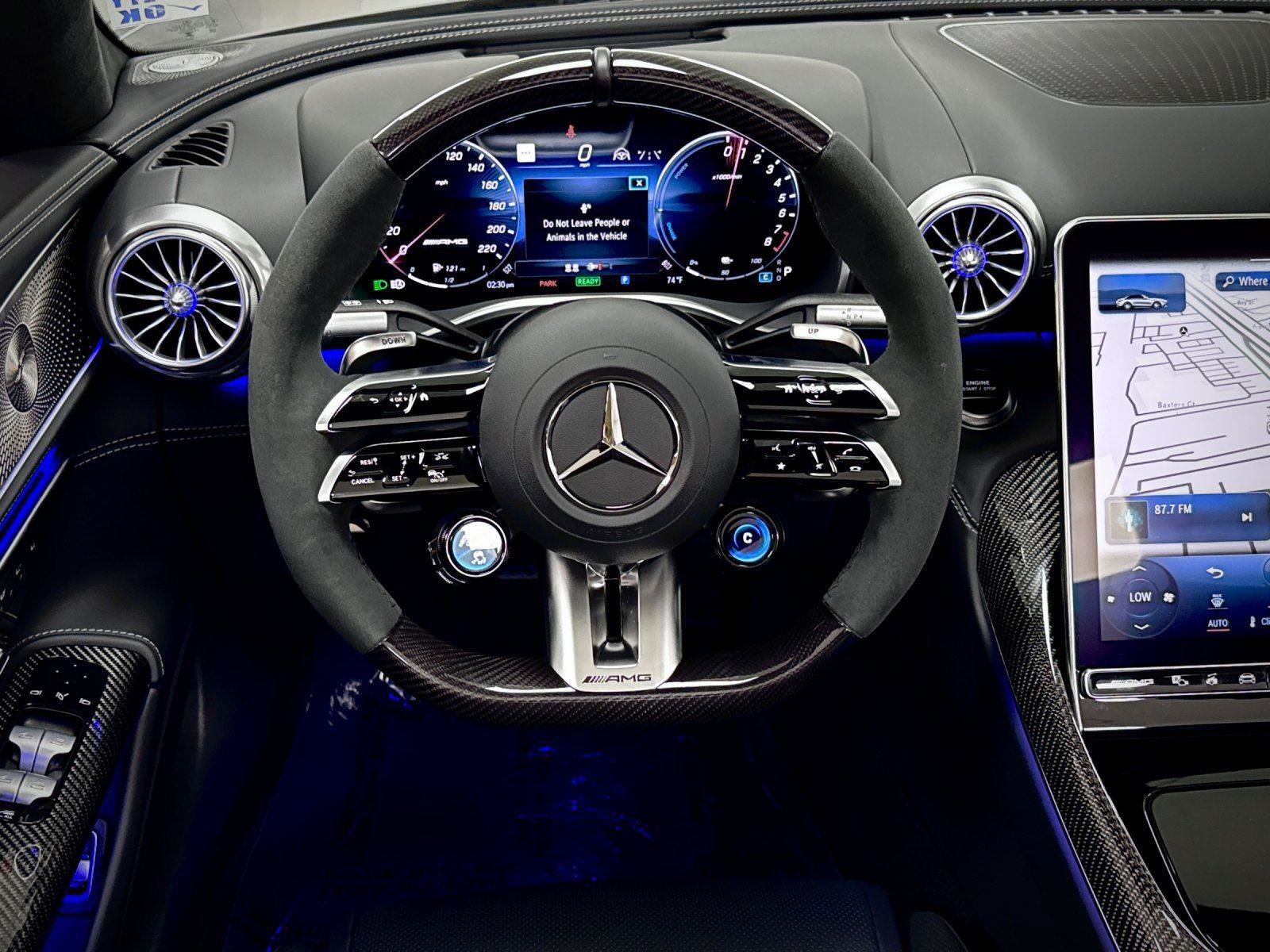 Used 2025 Mercedes-Benz SL 63 AMG S e Performance 4MATIC image 14