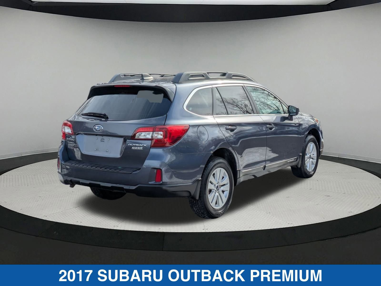 Used 2017 Subaru Outback 2.5i Premium image 4