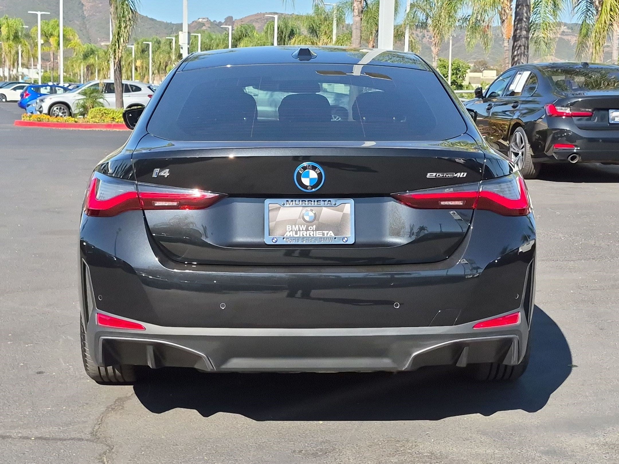 Used 2025 BMW i4 eDrive40 w/ Parking Assistance Package RWD image 17