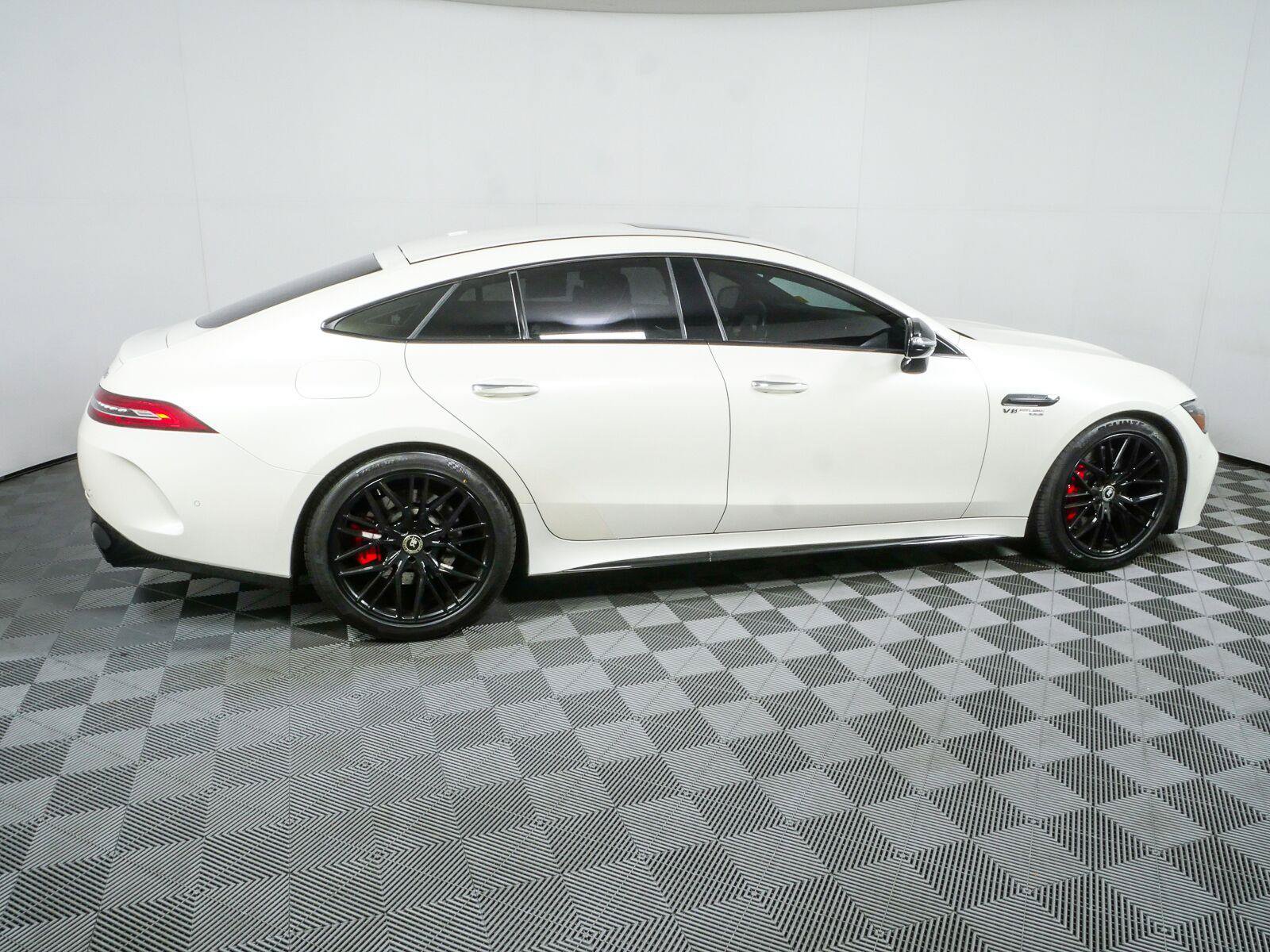 Used 2019 Mercedes-Benz AMG GT 63 image 2