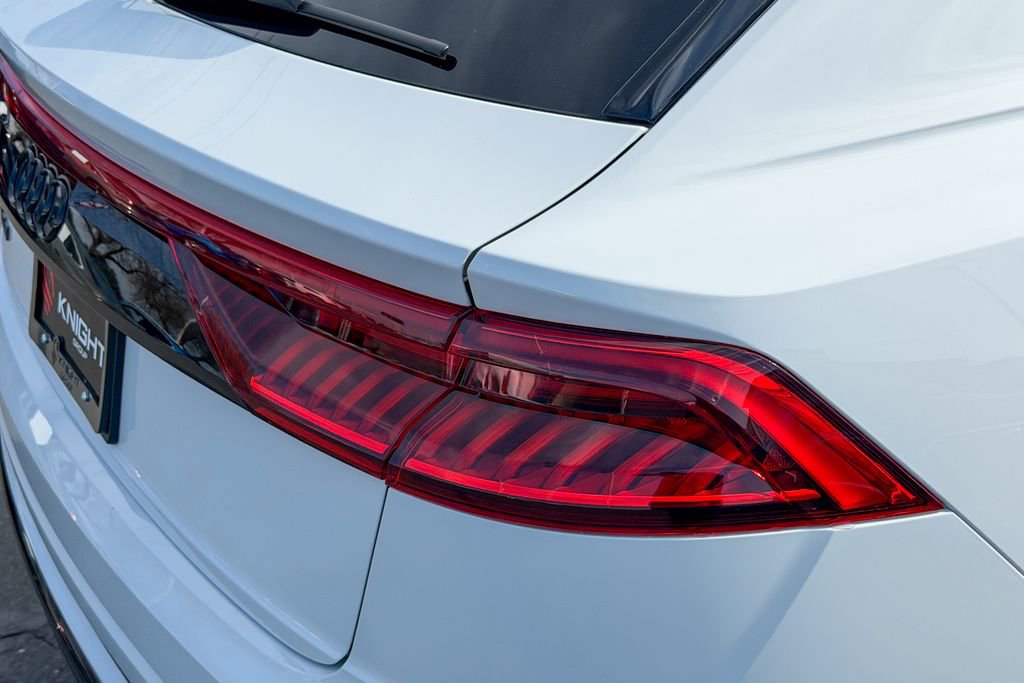 Used 2023 Audi SQ8 Prestige w/ Prestige Package image 7