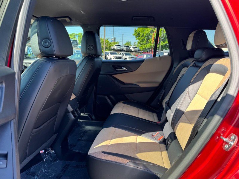 Used 2026 Chevrolet Equinox ACTIV AWD/4WD image 10