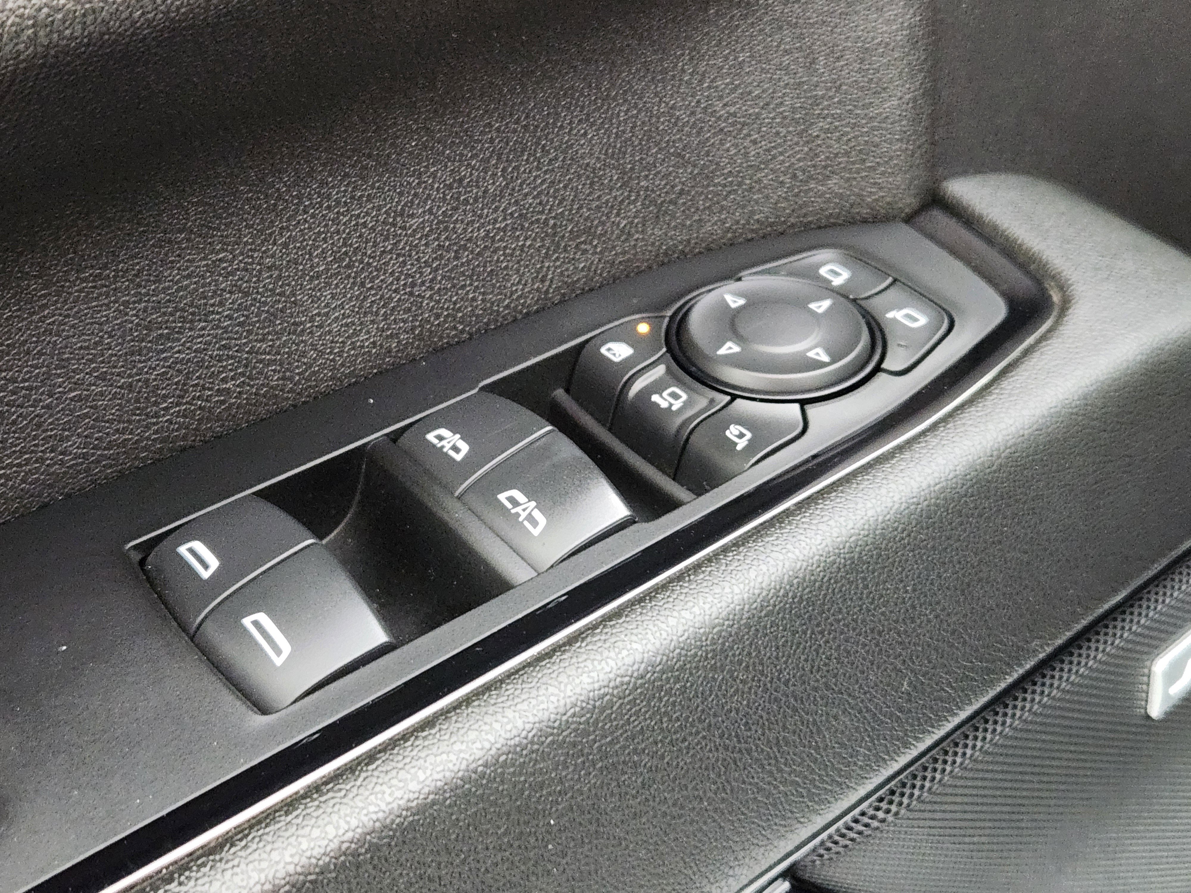 Used 2024 GMC Sierra 2500 AT4 w/ AT4 Premium Plus Package image 17