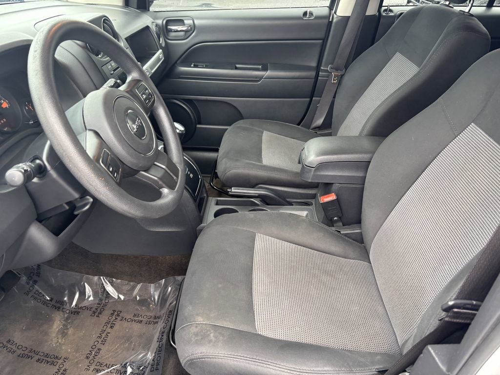 Used 2014 Jeep Compass Sport image 13