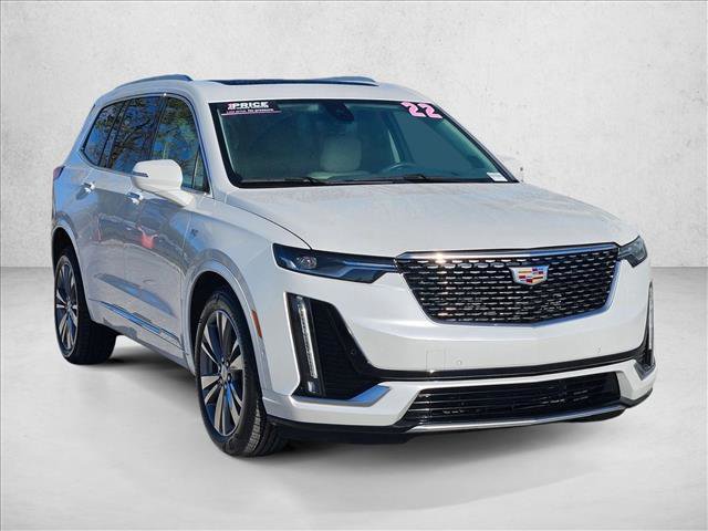 Used 2022 Cadillac XT6 Premium Luxury w/ Technology Package AWD/4WD image 3