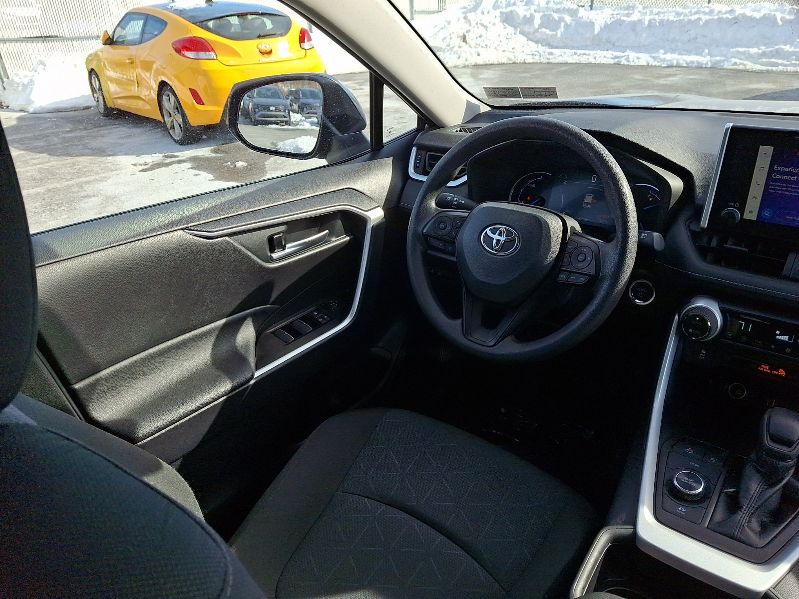 Used 2025 Toyota RAV4 XLE image 14