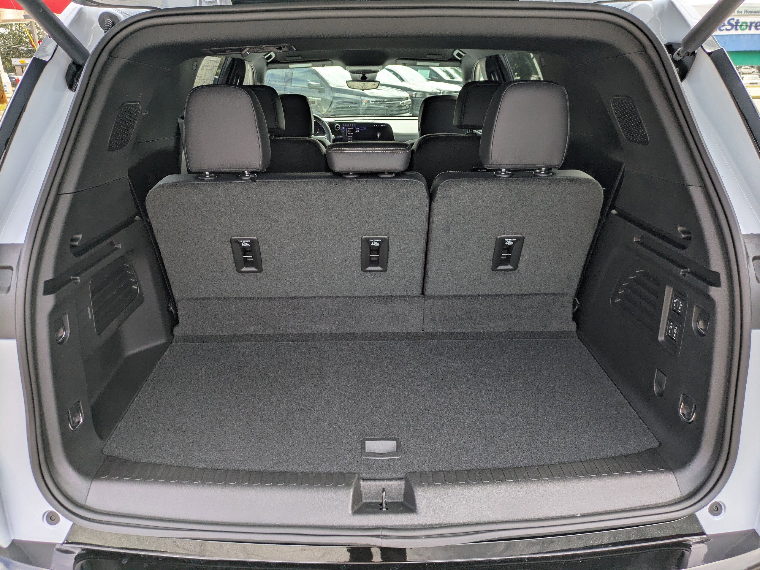 New 2026 Chevrolet Traverse High Country image 13