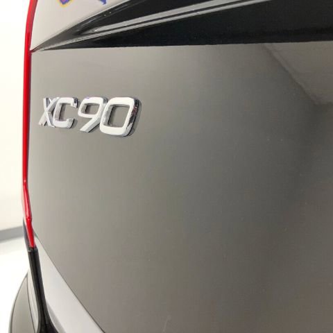 Used 2017 Volvo XC90 T6 Momentum w/ Vision Package AWD/4WD image 17