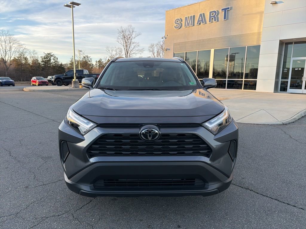 Used 2025 Toyota RAV4 XLE image 8