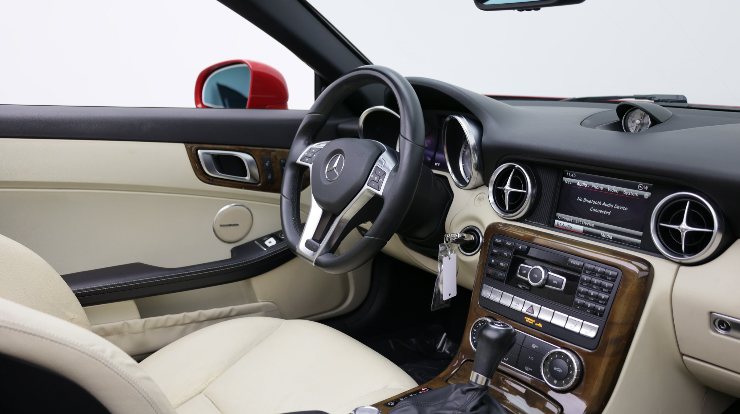 Used 2015 Mercedes-Benz SLK 250 image 30