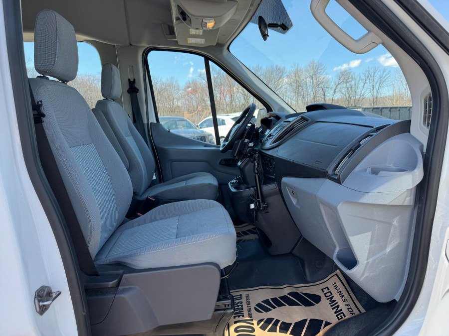 Used 2019 Ford Transit 150 XL image 19
