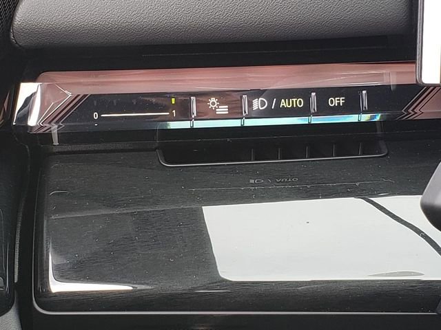 New 2026 BMW 540i xDrive w/ M Sport Package image 19