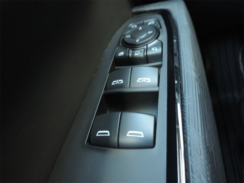 Certified 2025 GMC Sierra 2500 AT4X image 30