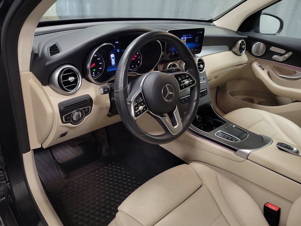 Used 2020 Mercedes-Benz GLC 300 4MATIC image 18
