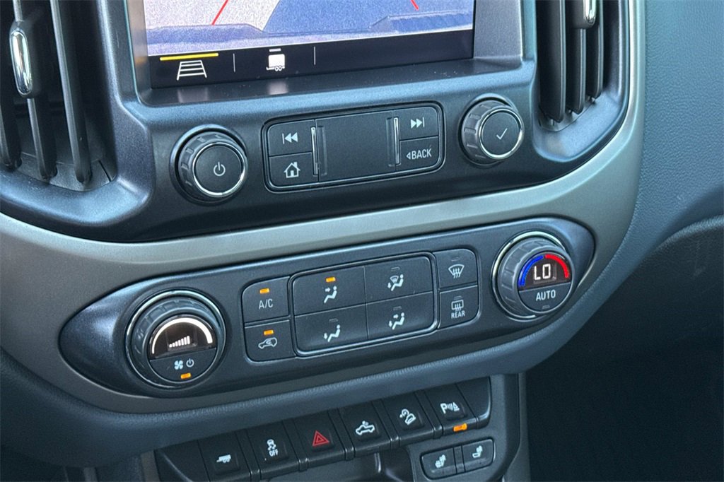 Used 2020 Chevrolet Colorado Z71 w/ Z71 Midnight Edition image 19