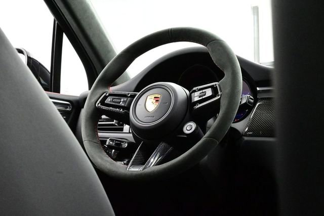 New 2026 Porsche Macan GTS AWD/4WD image 21