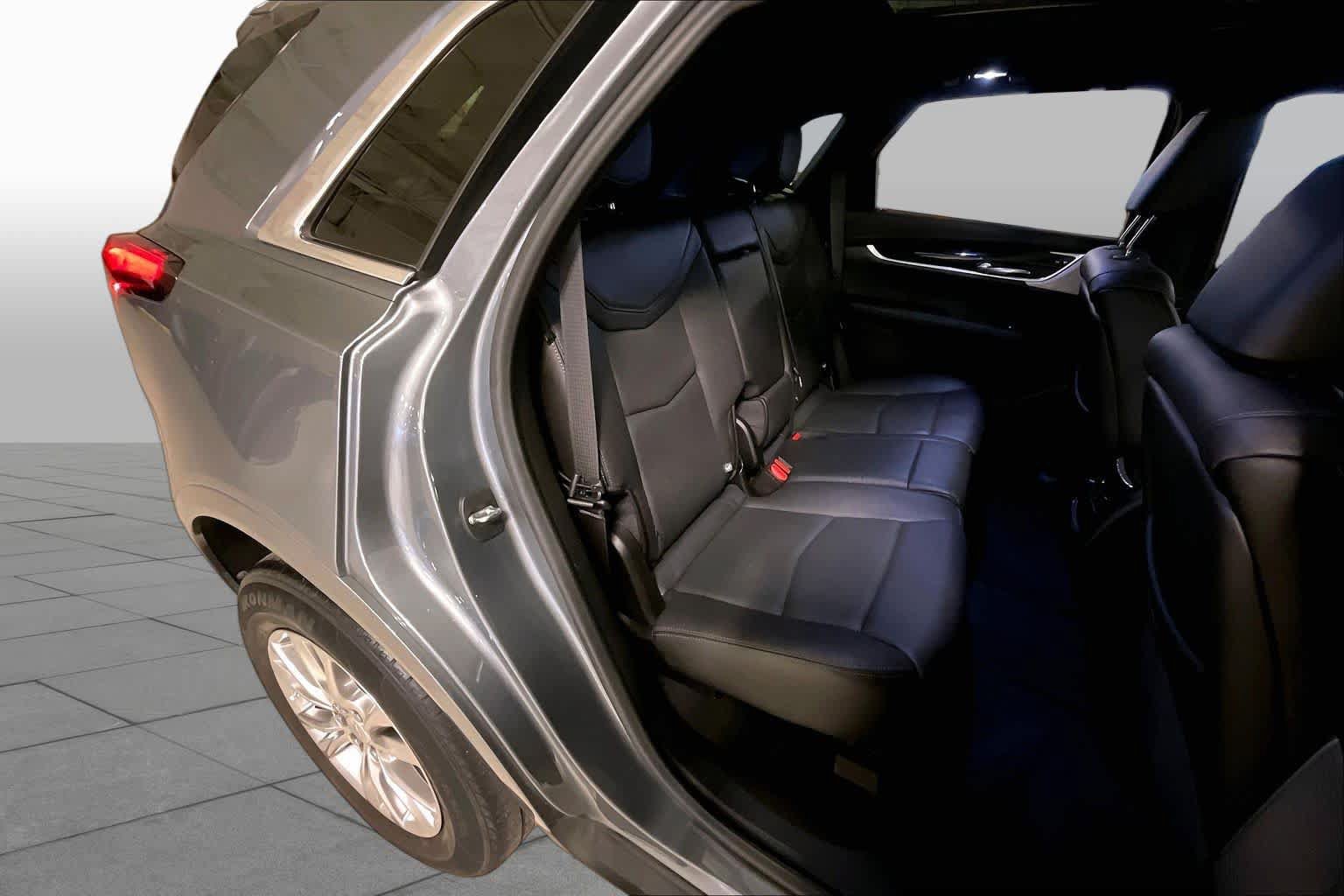Used 2020 Cadillac XT5 Premium Luxury FWD image 18
