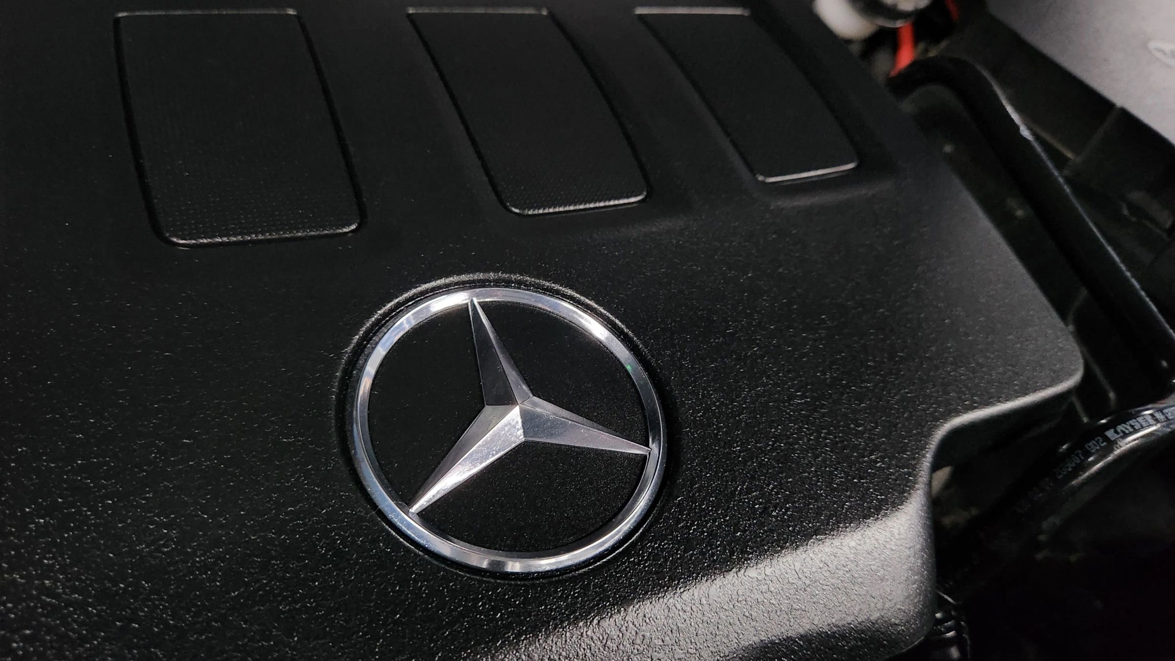 Used 2020 Mercedes-Benz GLB 250 4MATIC w/ Premium Package image 54