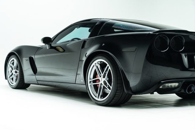 Used 2008 Chevrolet Corvette Z06 w/ Preferred Equipment Group RWD image 19