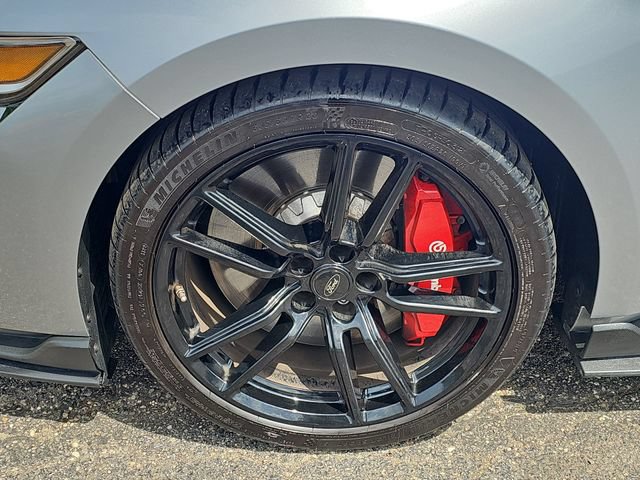 Used 2020 Ford Mustang Shelby GT500 w/ Technology Package RWD image 33
