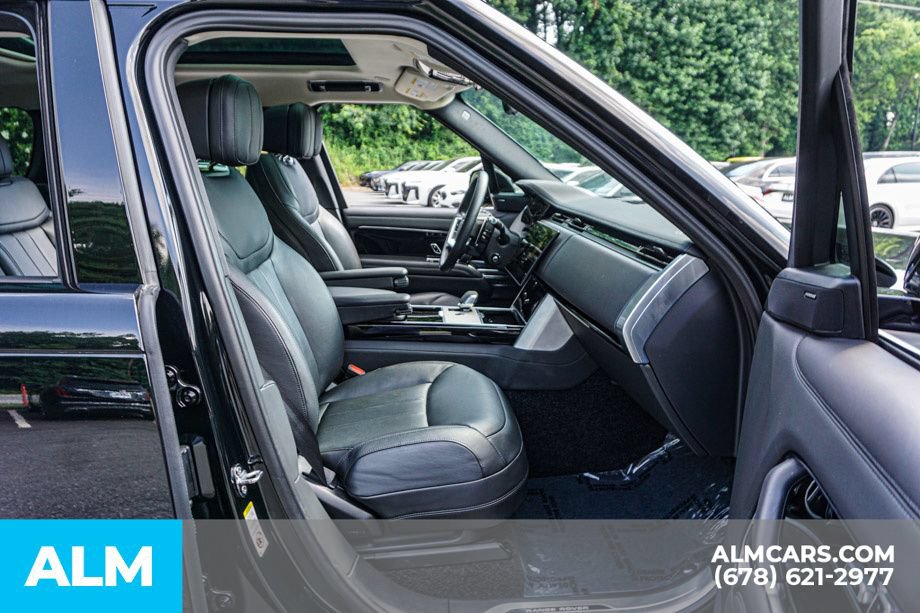 Used 2025 Land Rover Range Rover SE AWD/4WD image 23