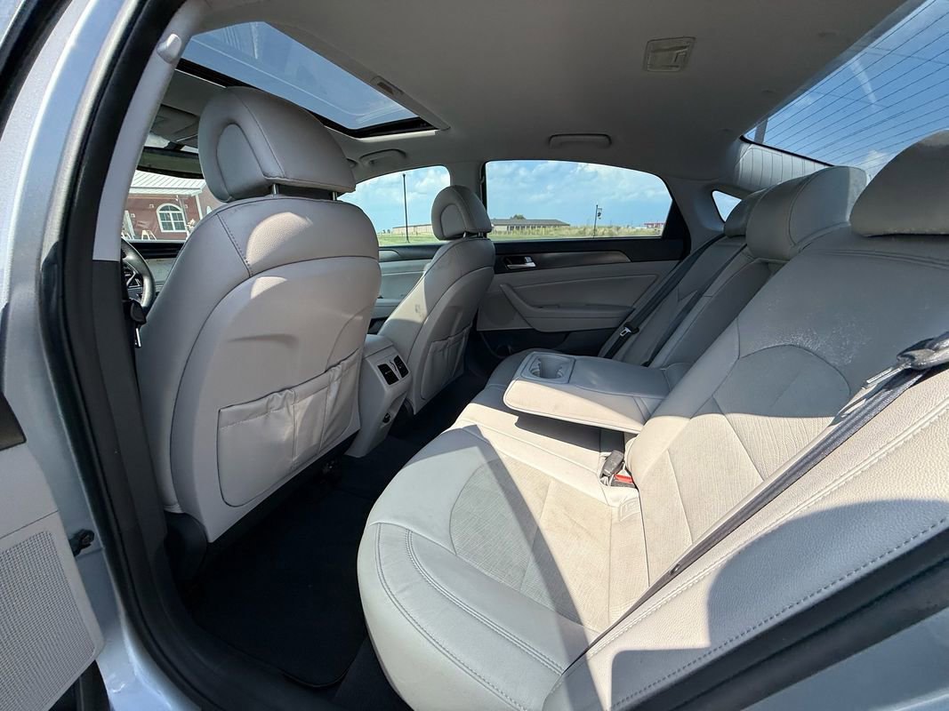 Used 2016 Hyundai Sonata Sport w/ Option Group 03 image 11