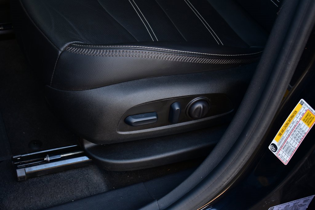 Used 2024 GMC Terrain Denali w/ Denali Premium Package image 20