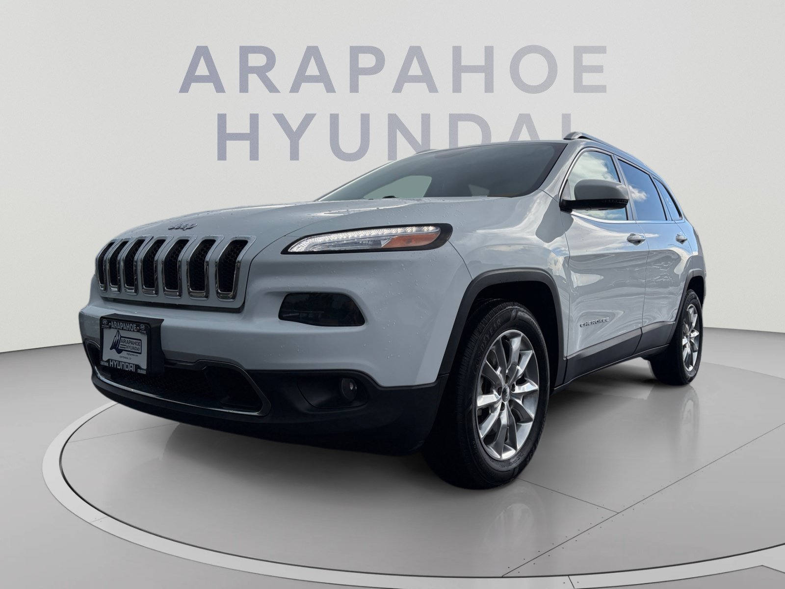 Used 2015 Jeep Cherokee Limited w/ Luxury Group